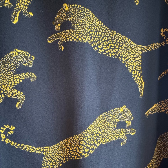 Vtg Black Leopard Print Blouse | Gold Jaguar Print | Button V-Neck Top | Large - Picture 10 of 13
